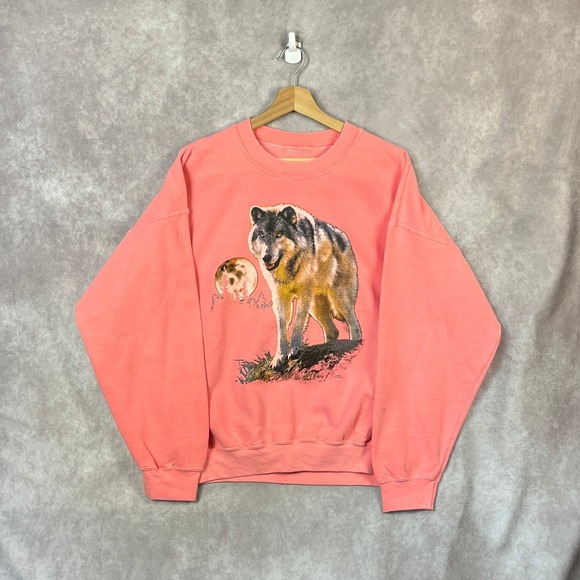 Vintage Boxy Wolf Graphic Crewneck Sweatshirt Artbrands Pink Novelty Pullover - Picture 1 of 6